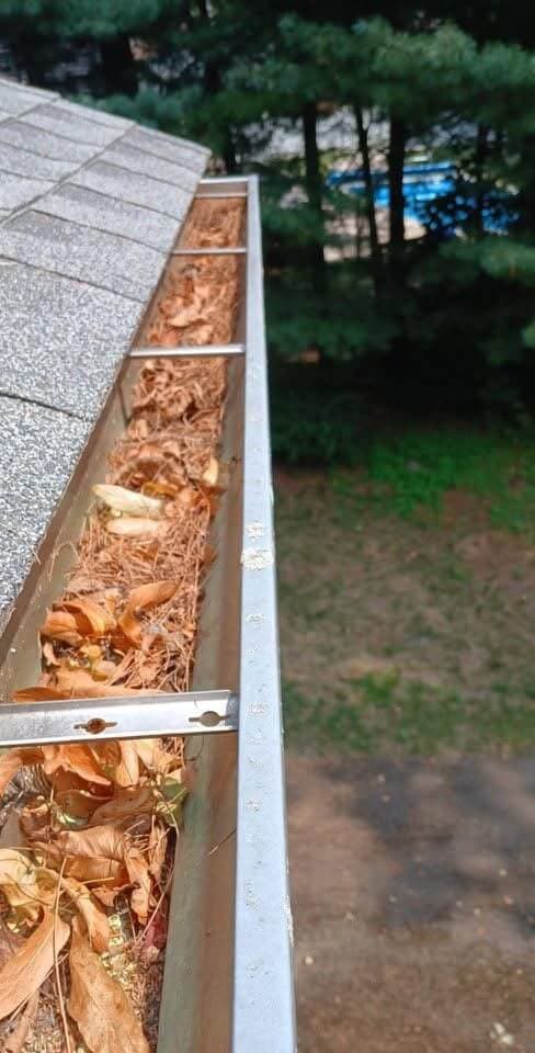 Fall Cleanup landscaping services in Southington CT